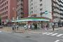 コンビニ　ファミリーマート 浪速元町三丁目店（コンビニ）まで728m