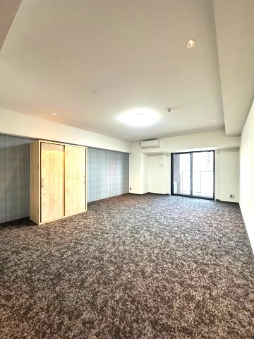 地下鉄東山線 亀島駅 徒歩4分 7階建 築6年の居間写真