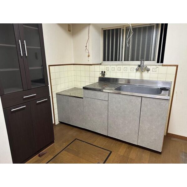 奈良市古市町2406-22戸建のキッチン写真