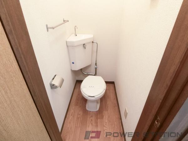 【小樽市緑のアパートのトイレ】