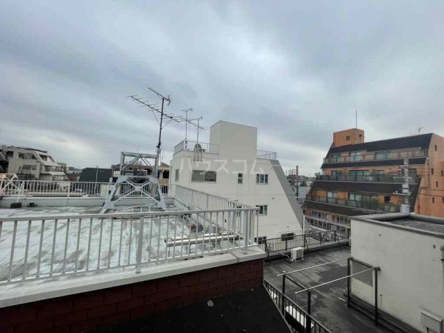 【川崎市中原区新城のマンションの眺望】