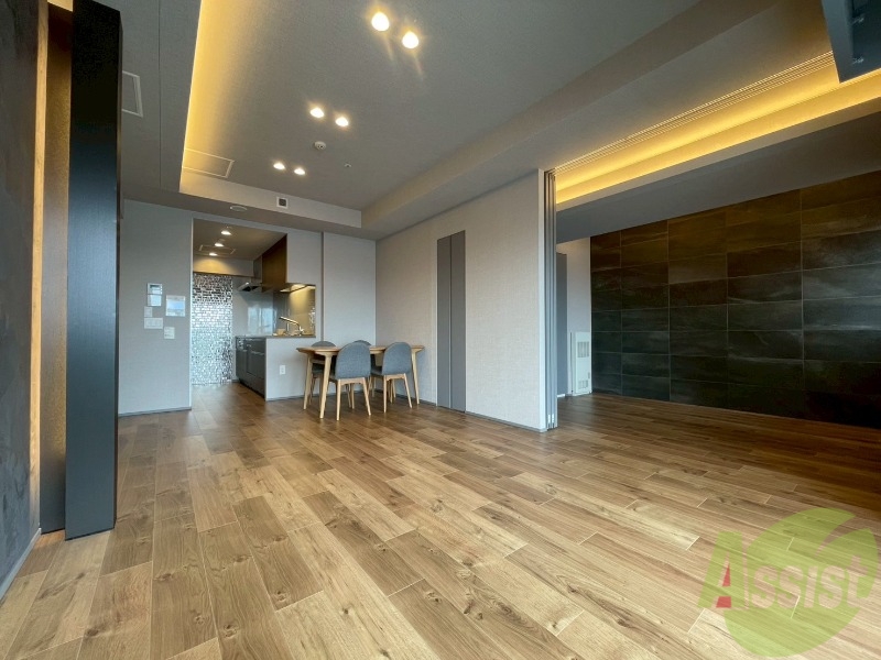 居室・リビング　広くてきれいなリビングです！快適に過ごせそうですね。