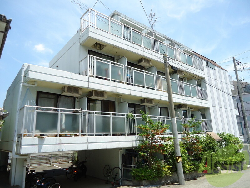 神戸市灘区楠丘町のマンションの建物外観