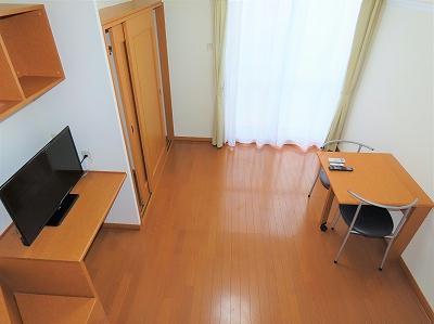 居室・リビング　ベッド上からのアングルです