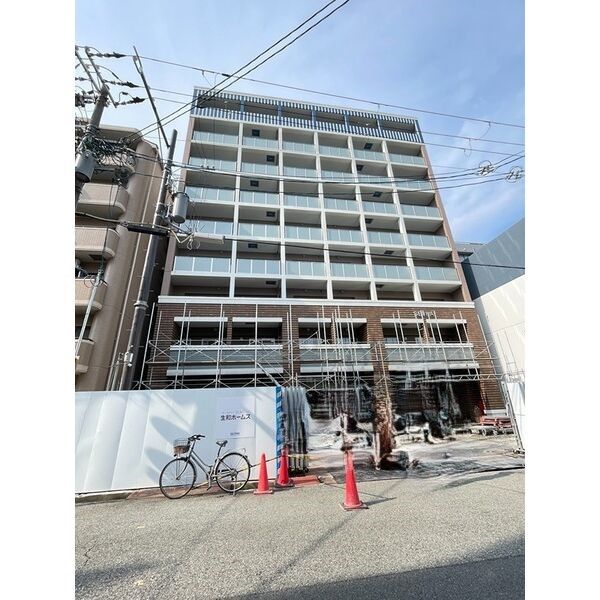 【大阪市東成区深江北のマンションの建物外観】