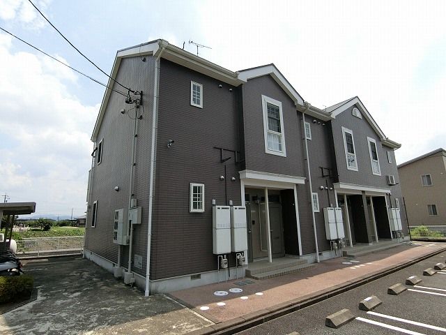 【エステートＨｉｂｉｎｏ　Ｂの建物外観】