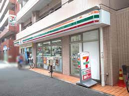 【メイクスデザイン品川戸越のコンビニ】