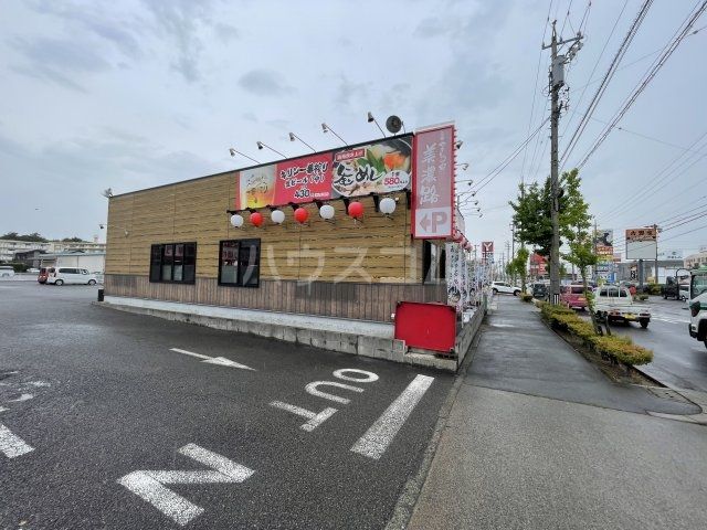 【西尾市山下町のアパートの飲食店】