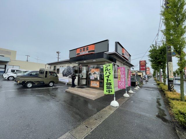 【西尾市山下町のアパートの飲食店】