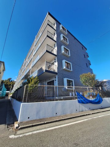 ＯＣ　ＲＥＳＩＤＥＮＣＥ　Ｒ　ＹＯＫＯＨＡＭＡ　ＨＩＮＯの外観