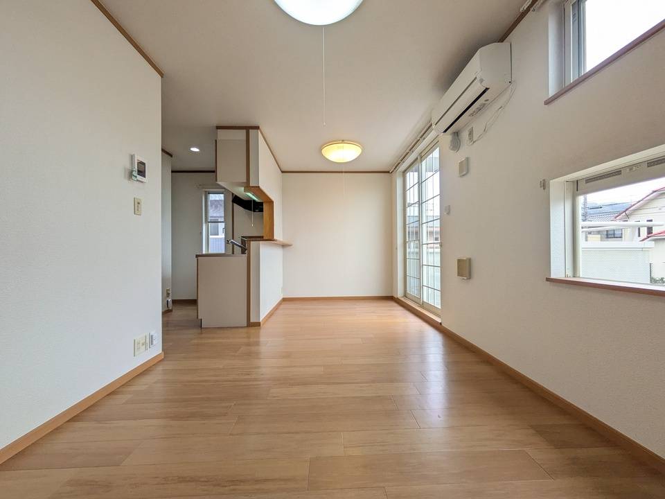 居室・リビング　リビング