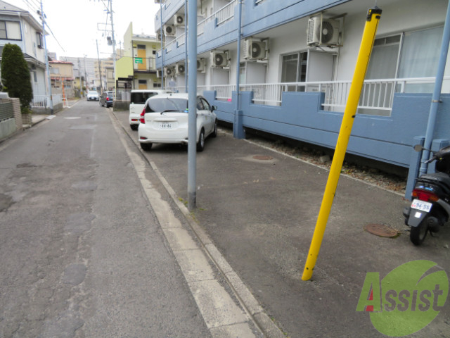 【幸町アヴェニューの駐車場】