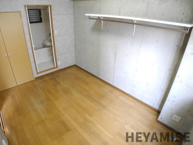 居室・リビング　※反転類似間取りの別のお部屋の写真です※現況を優先します