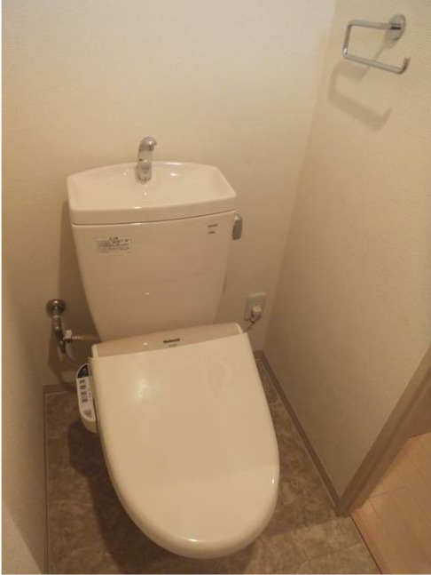 トイレ　コンパクトで使いやすいトイレです