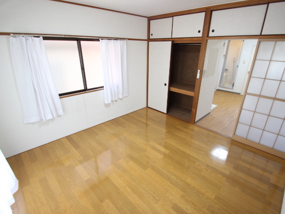 収納　※別号室の写真です