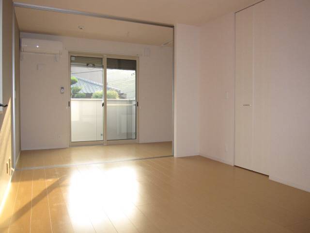 居室・リビング　LDK＆洋室