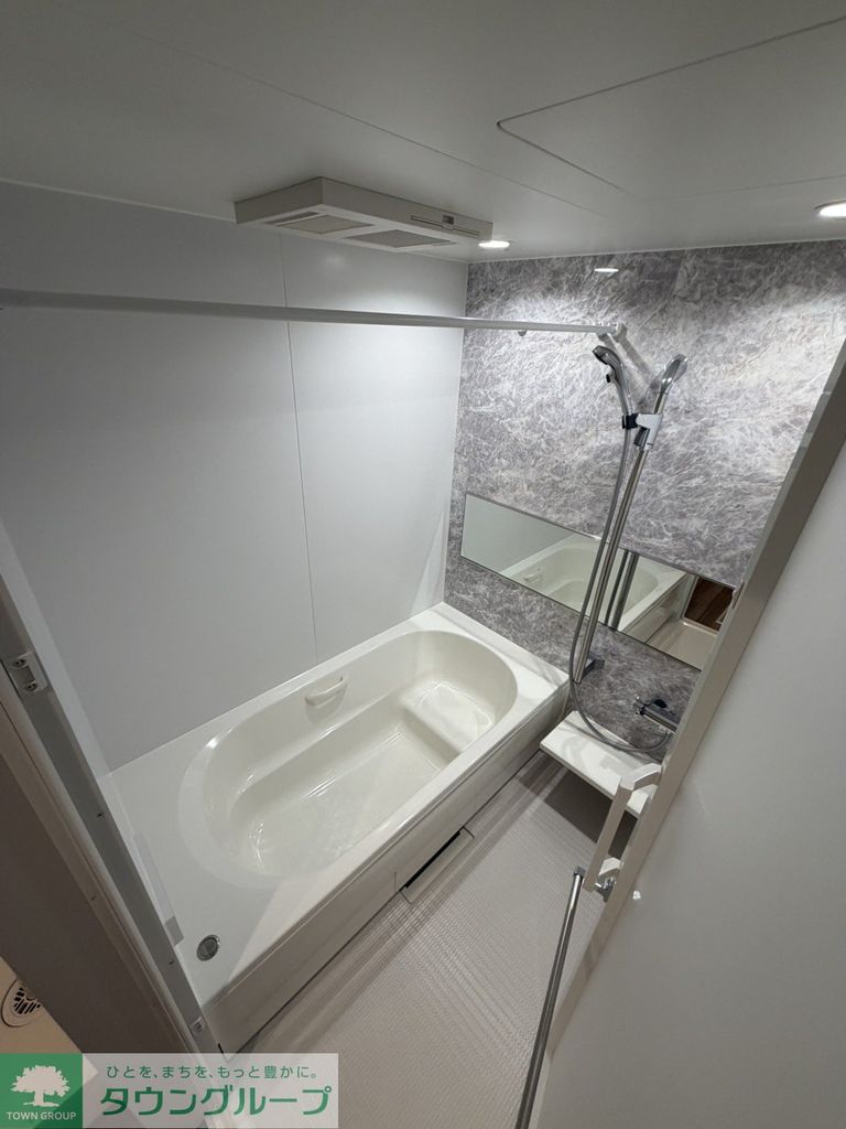 バス・シャワールーム　バス