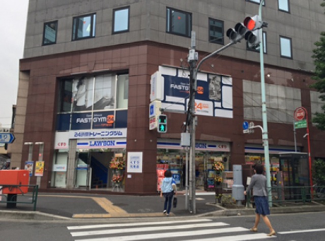コンビニ　ローソン春日駅前店（コンビニ）まで128m