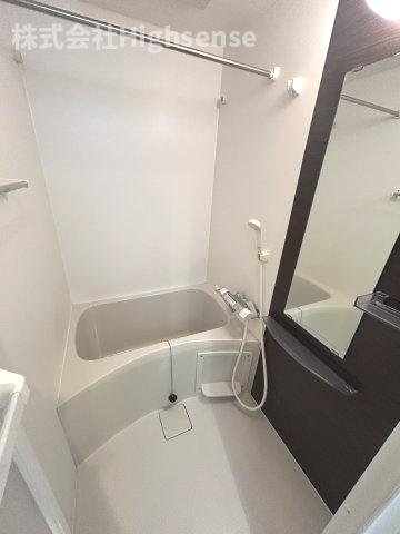 バス・シャワールーム　ゆったり過ごせるお風呂です