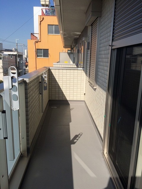 バルコニー　同一施工会社同一仕様写真