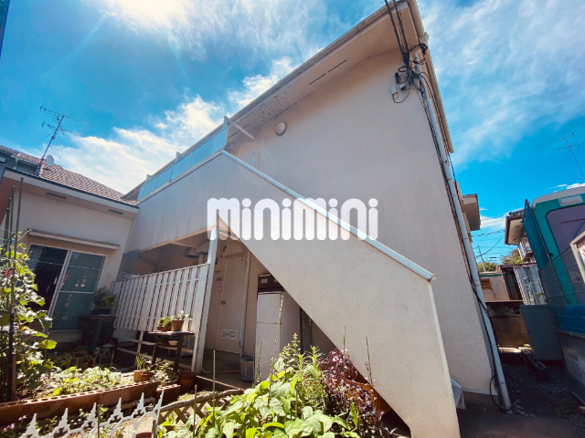 建物外観　閑静な住宅街
