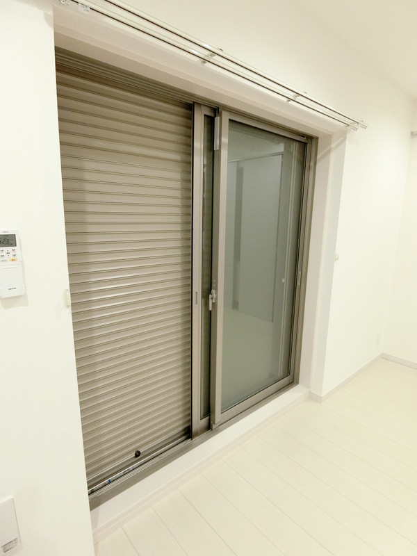 セキュリティ　シャター