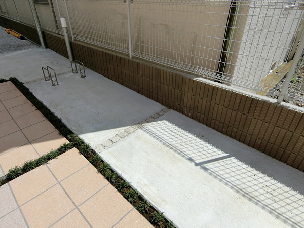 エントランス　「入口部分」