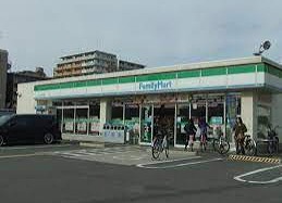 コンビニ　ファミリーマート 住之江公園駅西店（コンビニ）まで484m