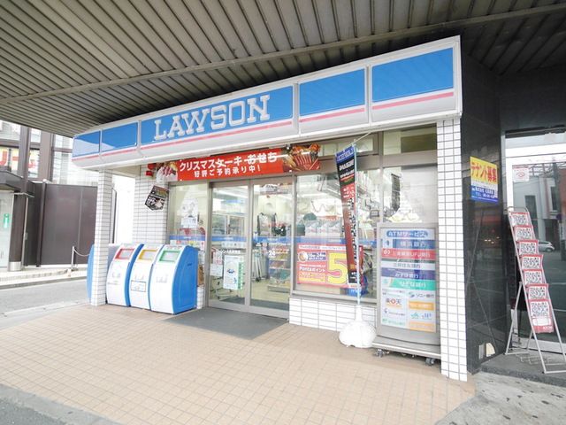 コンビニ　ローソン小机駅前店（コンビニ）まで730m