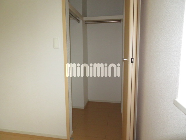 収納　反転タイプ参照