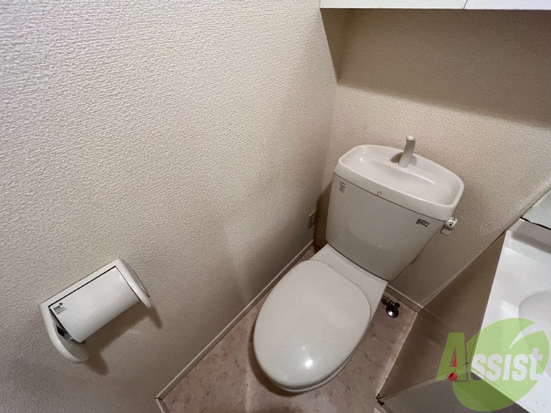 トイレ　トイレはこちらです。清潔に使用出来そうです。