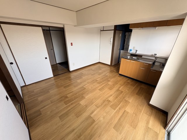 メゾン武庫川の居間写真