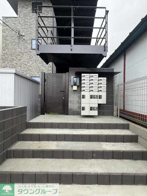 MELLAS鳩ヶ谷IIの外観写真
