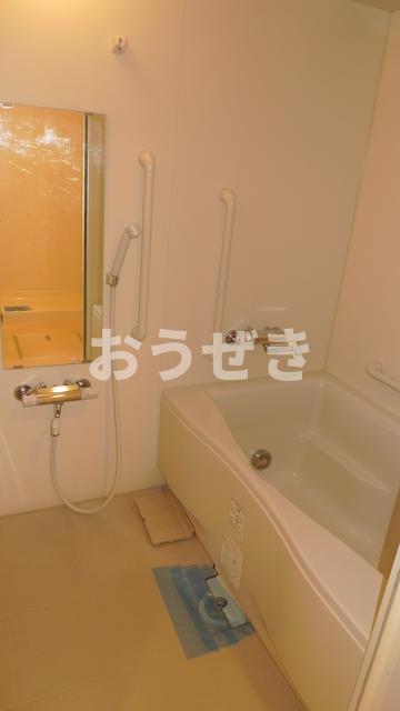 バス・シャワールーム　※同仕様参考写真