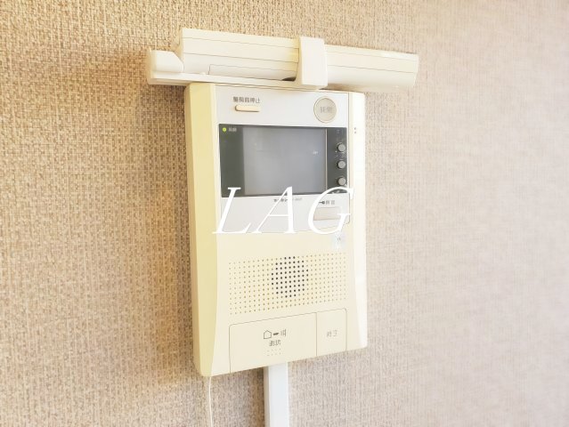 セキュリティ　モニターつきインターホンです。
