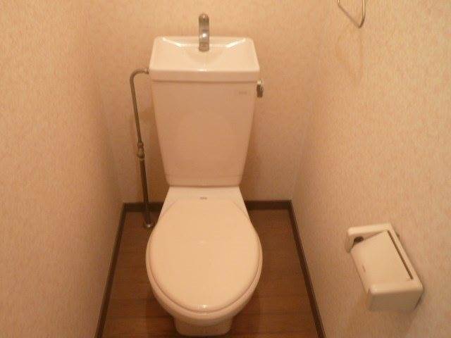 トイレ　別号室