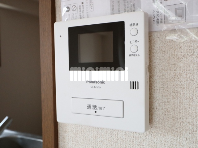 セキュリティ　モニター付きインターホン
