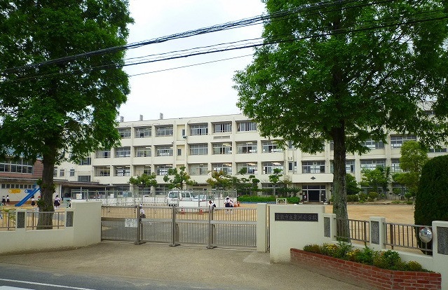 小学校　倉敷市立豊洲小学校（小学校）まで1041m
