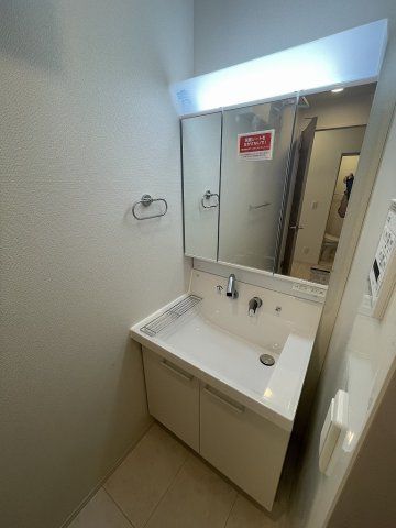 洗面設備　別のお部屋の写真です