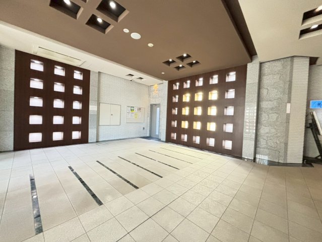 ロビー　詳細は、RISUMO江坂本店までお問合せください♪