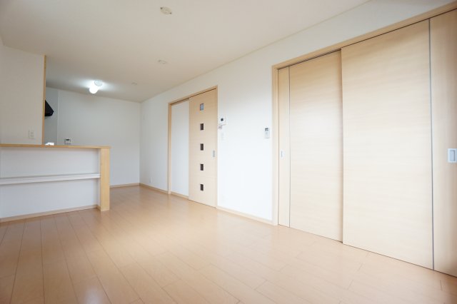 居室・リビング　※同物件、同タイプのお部屋です