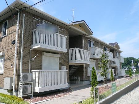 建物外観　2階建て