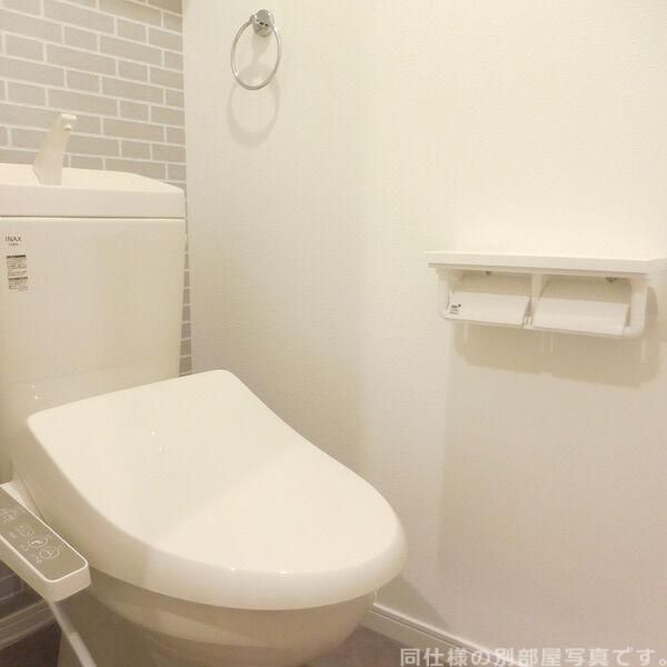REVE西川口のトイレ写真