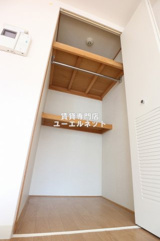 収納　クローゼット付きでお部屋もスッキリ♪