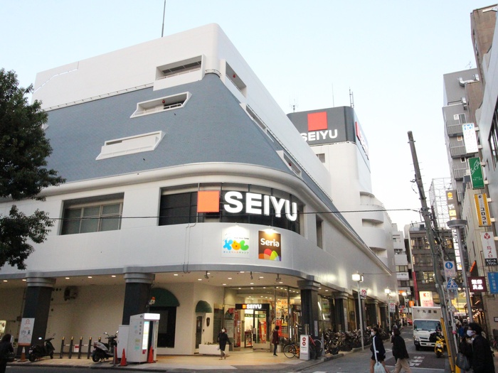 スーパー　西友三軒茶屋店（スーパー）まで700m