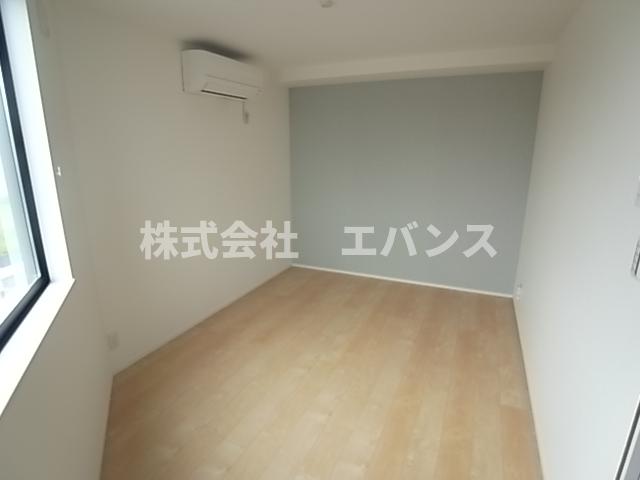 居室・リビング　ゆったり過ごせる居間です