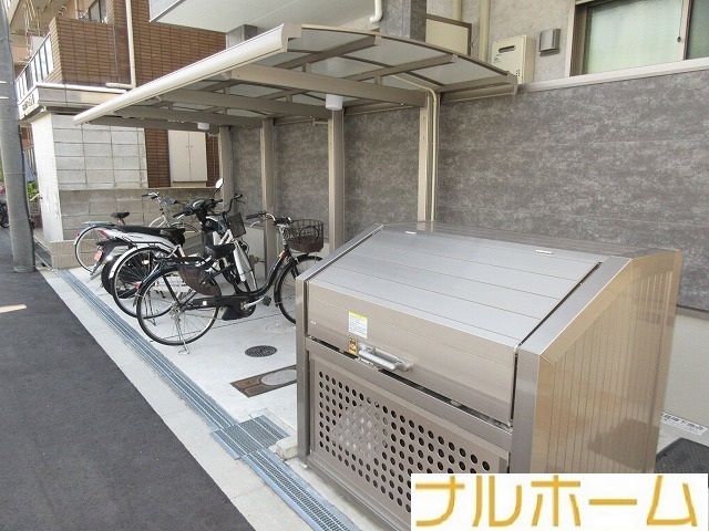 近鉄南大阪線 今川駅 徒歩8分 3階建 築4年の外観写真