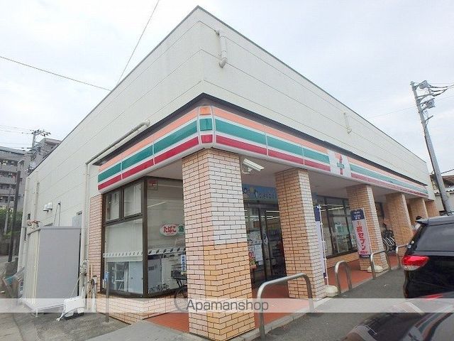 コンビニ　セブンイレブン（コンビニ）まで371m
