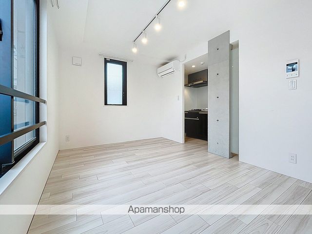 Livele Avenir鷺沼の居間写真