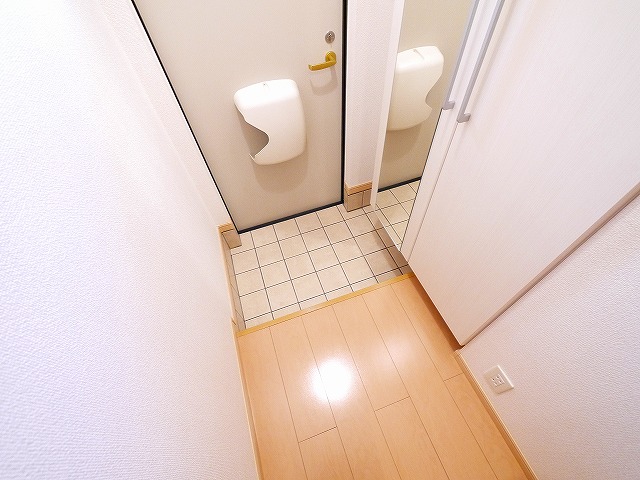 玄関　ゆったりとした玄関です